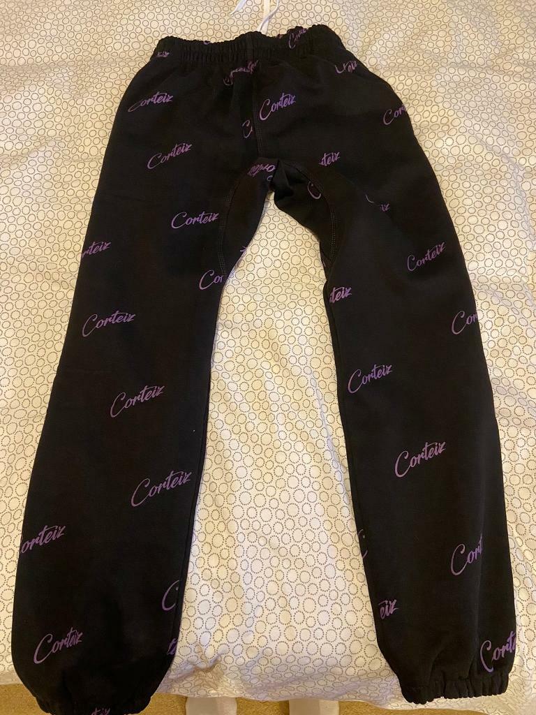 Corteiz joggers | in Flitwick 